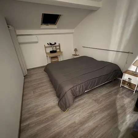 Apartment Piscine Bord De *
